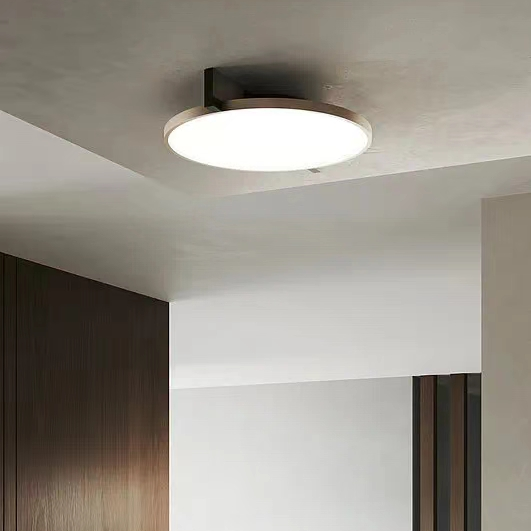 Indoor luminaire